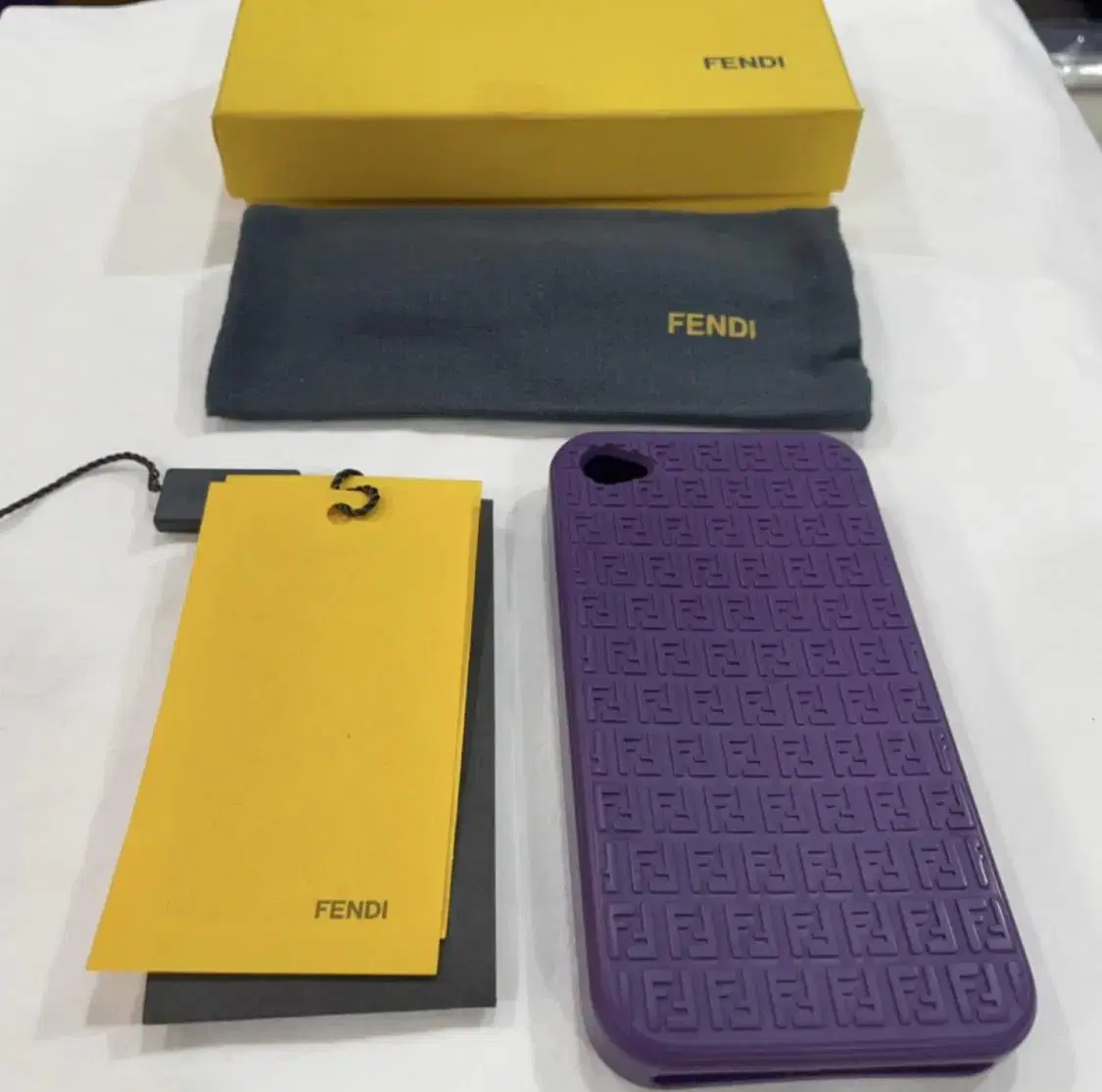 iphone 4 fendi case